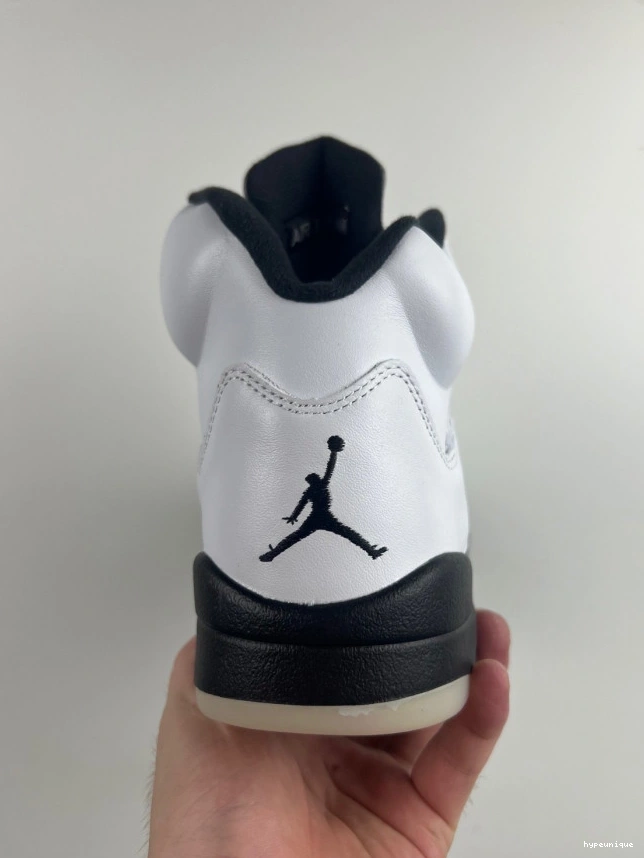 HYPE RETRO 5 BLACK' 'WHITE DD0587-110 AIR JORDAN 0823